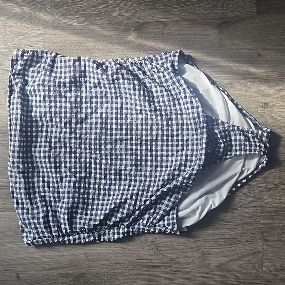J. Crew Blue and White Ruched Bandeau One-Piece Gingham Bathing Suit Size 20 - Picture 5 of 9
